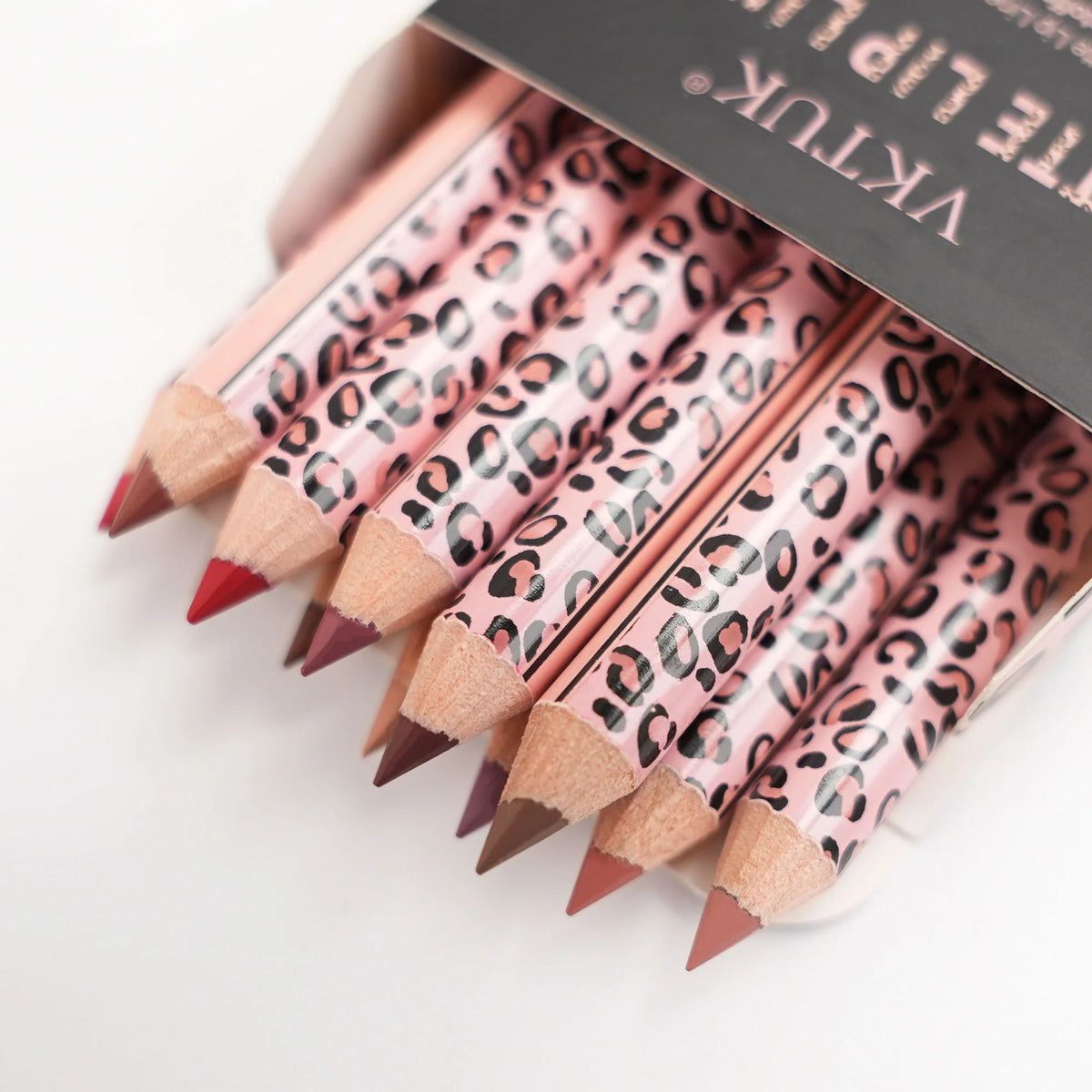All-Day Matte Smudge-Proof Nude Lip Liner Set with True-Color Formula💄(🔥 Last Day Buy 1 Get 1 FREE)