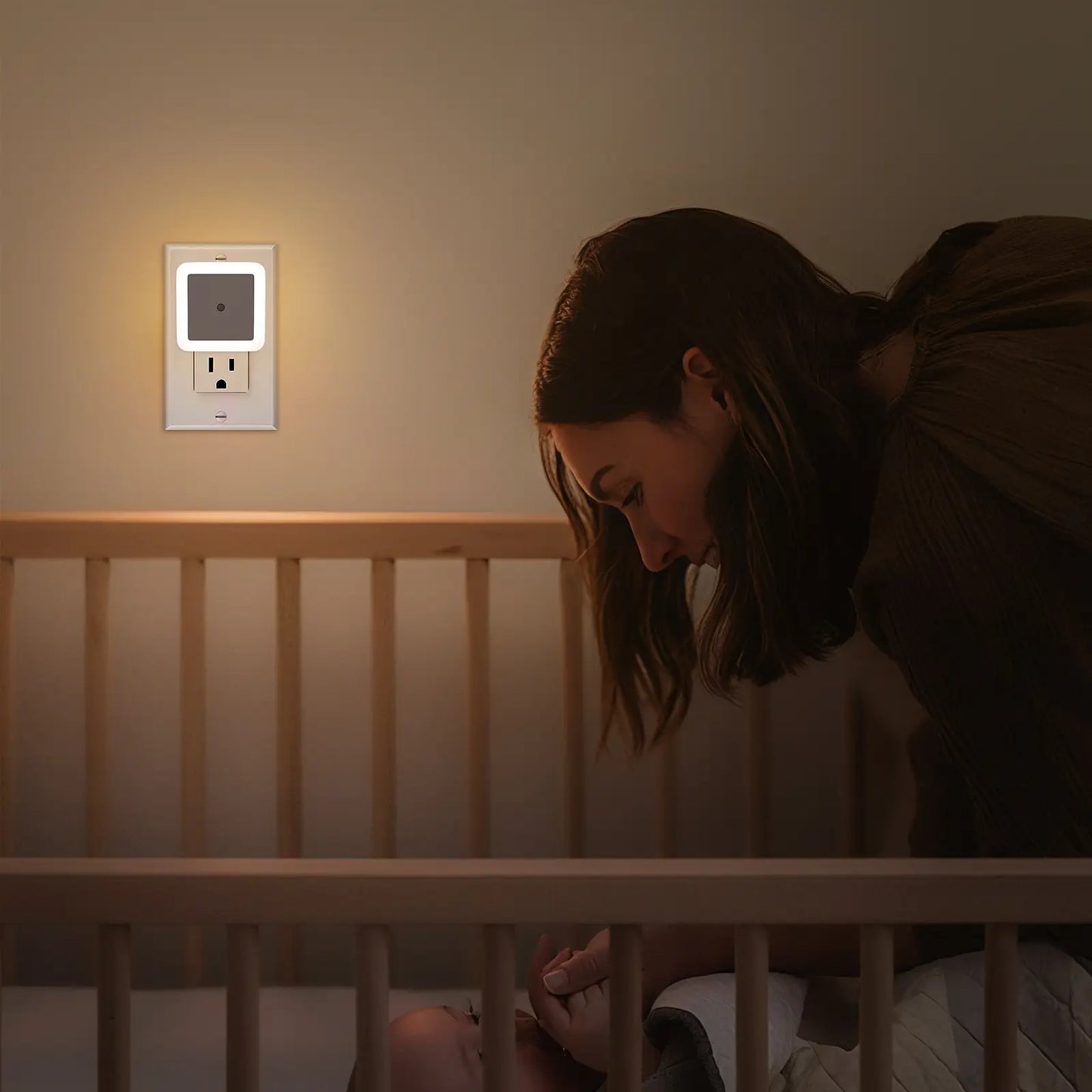 Plug-In LED Night Lights with Dusk-to-Dawn Sensor | Belomontor